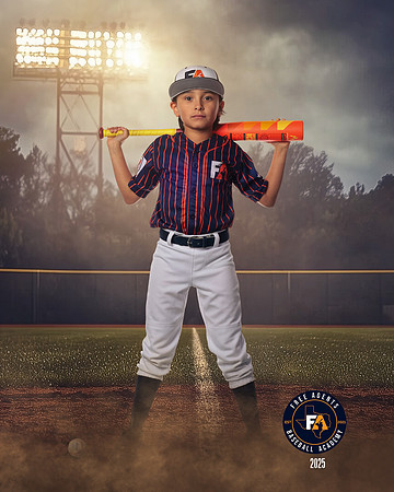 9U MINTER_CHACON_NATHAN_IMGL4617_FIELDLIGHTS