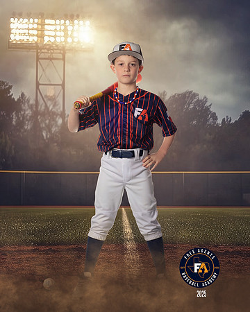 9U GARZA_BEN EZRA_ADAM_IMGL4734_FIELDLIGHTS