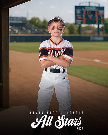 8U WHITE_Music_Westin_MAG22979_DUGOUT