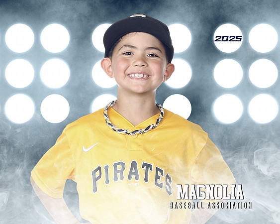 7U_Pirates_Reyes_Ayden_MAG11413_LIT