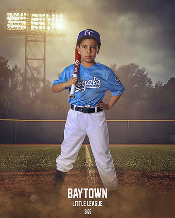 M2_ Royals_Valencia_Sergio_BAY29548_FIELDLIGHTS