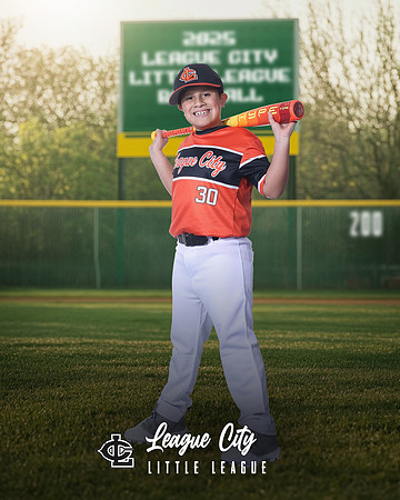 AA.Page.Giants_Strawn_Kyle_IMG_1244_CHANGEABLE