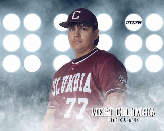 SENIOR MAROON_Henry_Regan_IMGL7480_LIT_