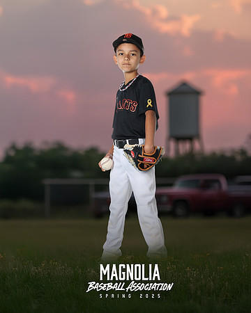 9_10U_Giants_Ibarra_Hendrix_MAG10187_TRUCK