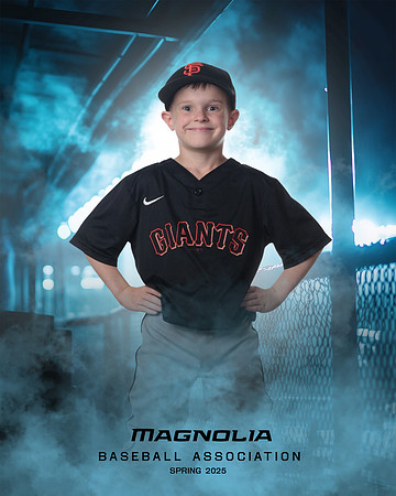 8U_Giants_McFalls_Hayden_MAG27483_DUGOUT_