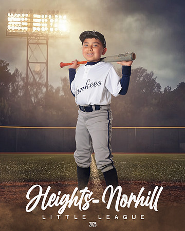 PW_YANKEES_Rojas_Silvestre_HN021240_FIELDLIGHTS