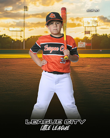 AA.Page.Giants_Strawn_Kyle_IMG_1241_SUNSHINE