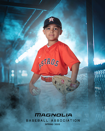 8U_Astros_RIOS_ROYCE_MAG24988_DUGOUT_