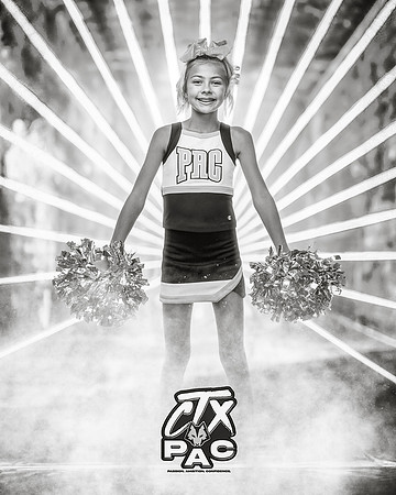 10UCHEER_Kloeker_Hailey_SF_21384_LAZER_bw