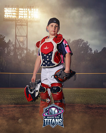 11U_JOHNSON_SETH_CAM14766_FIELDLIGHTS