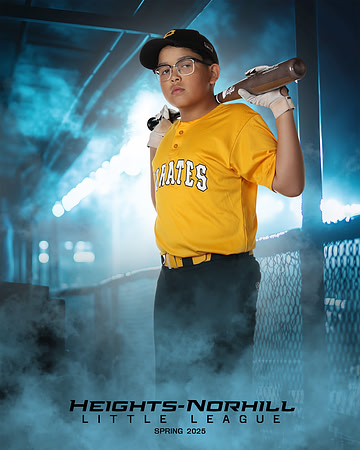 MAJORS_PIRATES_Castillo_Maximo_HN011670_DUGOUT