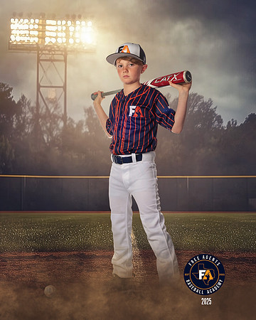 9U GARZA_RYAN_JACK_IMGL4756_FIELDLIGHTS
