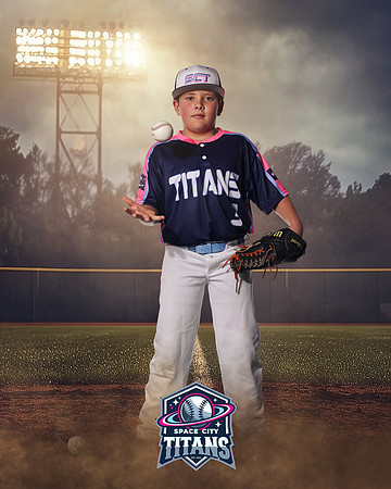 11U_WILLIAMS_MADDOX_CAM14765_FIELDLIGHTS