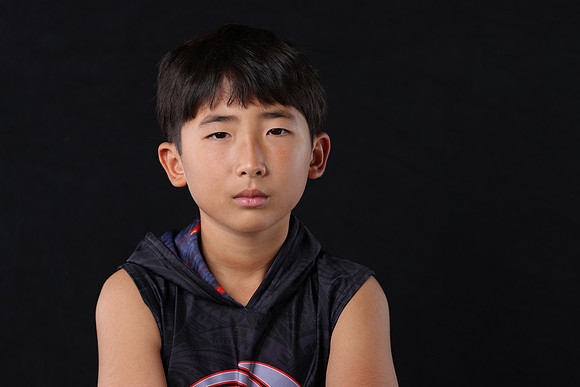 8U BLACK_Mountcastle_Minato_143A9094
