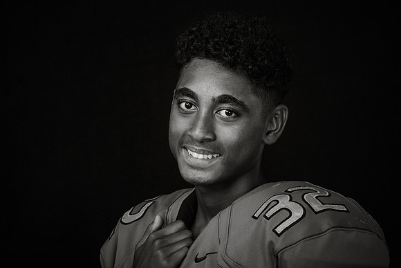 JRVARSITY_PONG_MICHAEL_143A9999bw