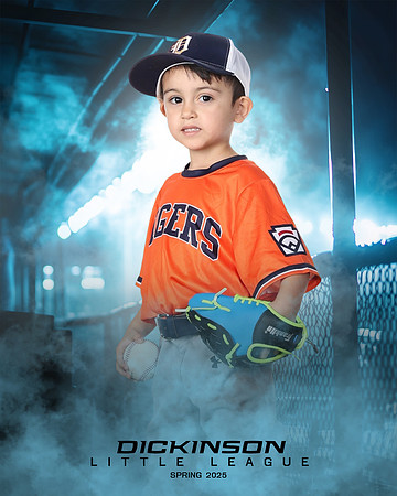 TB_TIGERS_White_Liam_DLL11559_DUGOUT_