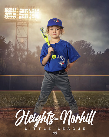 TB_BLUEJAYS_Claus_Nikita_HN010989_FIELDLIGHTS
