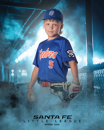 CP7_GATORS_Zaro_Michael_IMGL8788_DUGOUT