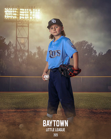 M2_ Rays_Mabe_Evan_BAY28646_FIELDLIGHTS