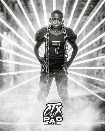 8UTACKLE_Henley_Karson_SF_21040_LAZER_bw