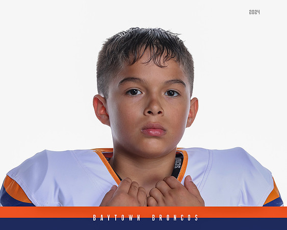 JR_Salazar_Ezra_hs_143A1493_HS_