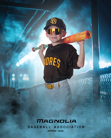 6U_Padres_Phillips_Wyatt_MAG26709_DUGOUT_