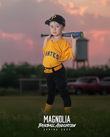 4_5U_Pirates_McKey_Carson_MAG25346_TRUCK