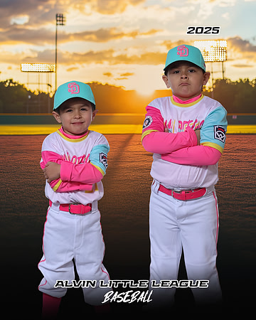 CP_PADRES_7U_Fernandez_Brooks_CAM39604-2_MULTIS