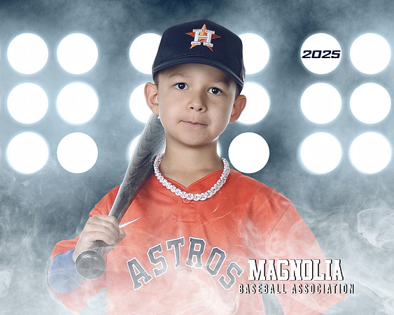 7U_Astros_Ibarra_Hayes_MAG10175_LIT