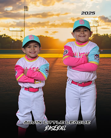 CP_PADRES_7U_Fernandez_Brooks_CAM39603-2_MULTIS