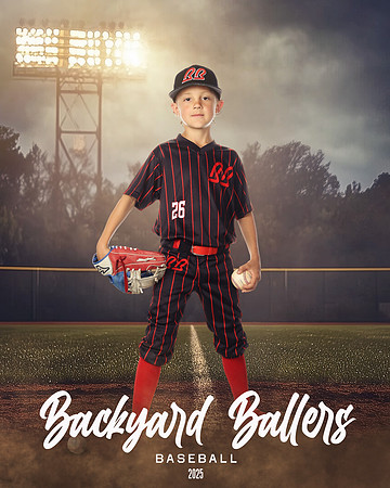 6U_BLACK_Naro_Wyatt_MAG10297_FIELD LIGHTS_