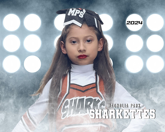 MASCOT_Garcia_Giulianna_IMGL1229_LITCHEER_