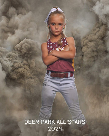 6U Legends_Rainer_Braylee_SF_29230_SMOKE