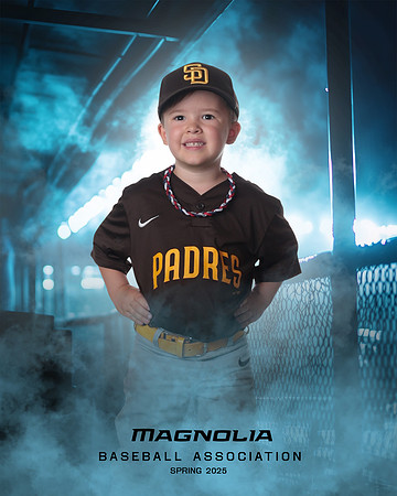 4_5u_padres_Miller_Grey_MAG25515_DUGOUT_
