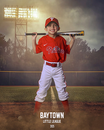 M2_ Phillies_Chapa_Oliver_BAY28560_FIELDLIGHTS
