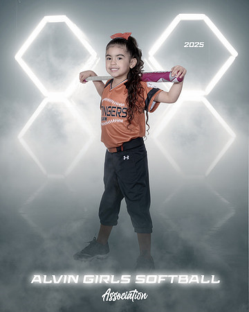 STINGERS 6U_Mata_Isabella_143A0245_ALVINSB_HEX