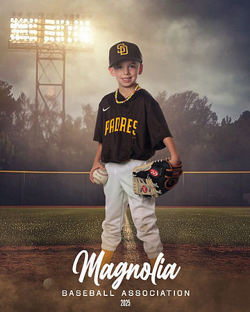6U_Padres_Hendley_Myles_MAG26644_FIELD LIGHTS_