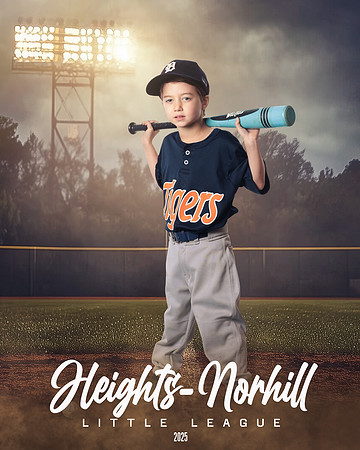 TB_TIGERS_McMurrey_Marshall_HN020942_FIELDLIGHTS