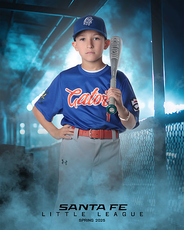 CP7_GATORS_Medrano_Oscar_IMGL8801_DUGOUT