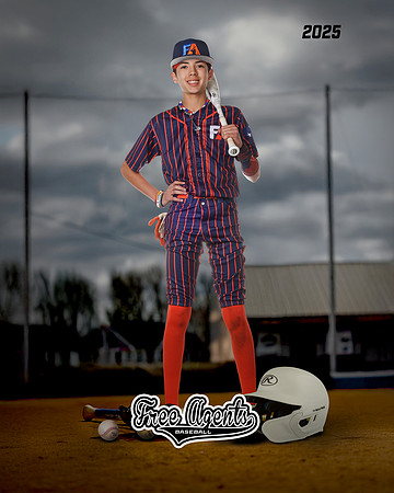 13U_ELLIOTT_RYKER_SF_27116_BACKGROUND_TURN
