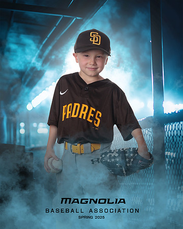 4_5U_Padres_Armistead_Bode_MAG25548_DUGOUT_