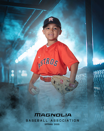 8U_Astros_RIOS_ROYCE_MAG24987_DUGOUT_