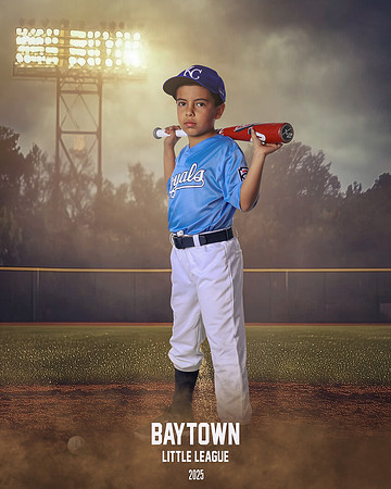 M2_ Royals_Valencia_Sergio_BAY29550_FIELDLIGHTS