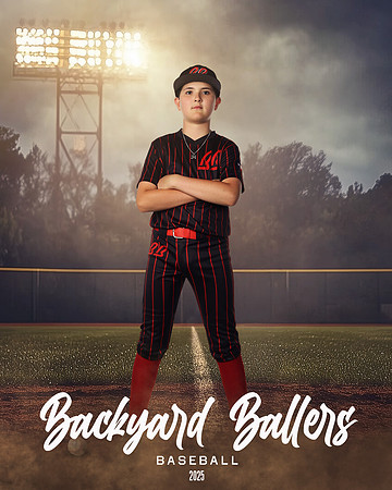 12U_Grey_Haynes_Jack_MAG14619_FIELD LIGHTS_