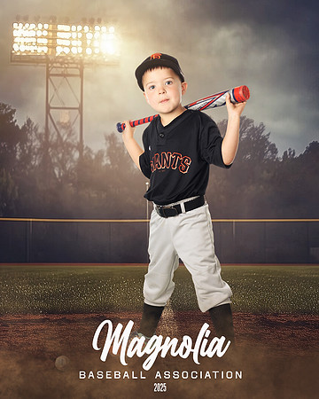 4_5U_Giants_Myre_Paxton_MAG10334_FIELD LIGHTS_