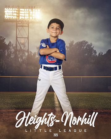 TB_CUBS_Carrasco_Levi_HN010334_FIELDLIGHTS