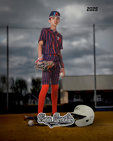 13U_ELLIOTT_RYKER_SF_27123_BACKGROUND_TURN