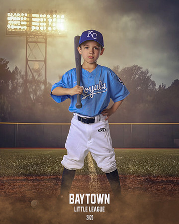 M2_ Royals_Hernandez_Nickolas_BAY29540_FIELDLIGHTS