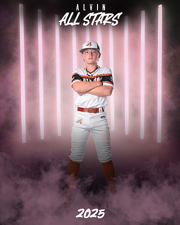 11U ORANGE_Meyers_Cash_MAG23351_LIGHTS