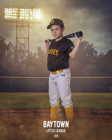 M2_ Padres_Lopez_Brigg_BAY13904_FIELDLIGHTS